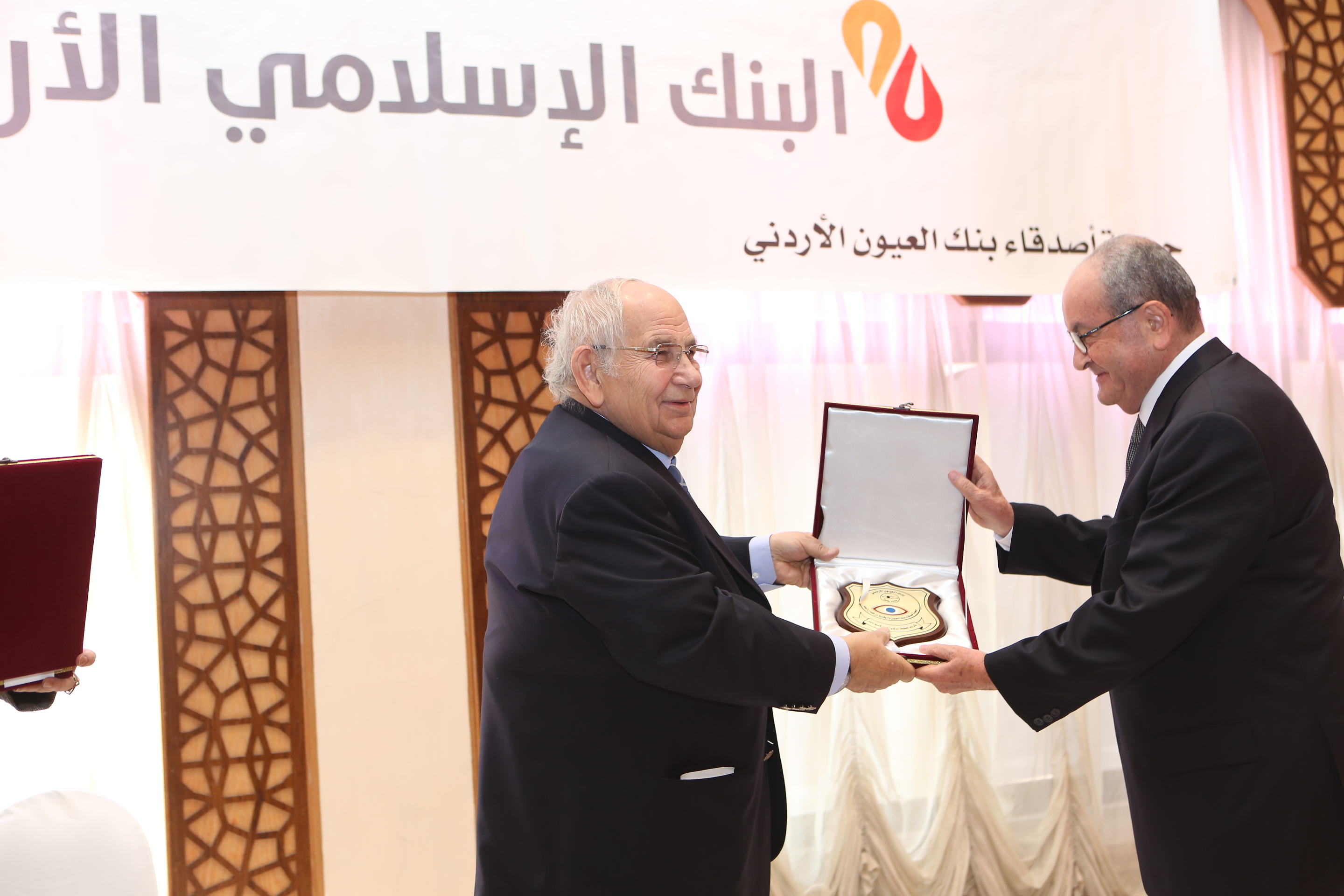 honoring-ceremony- - صورة 12