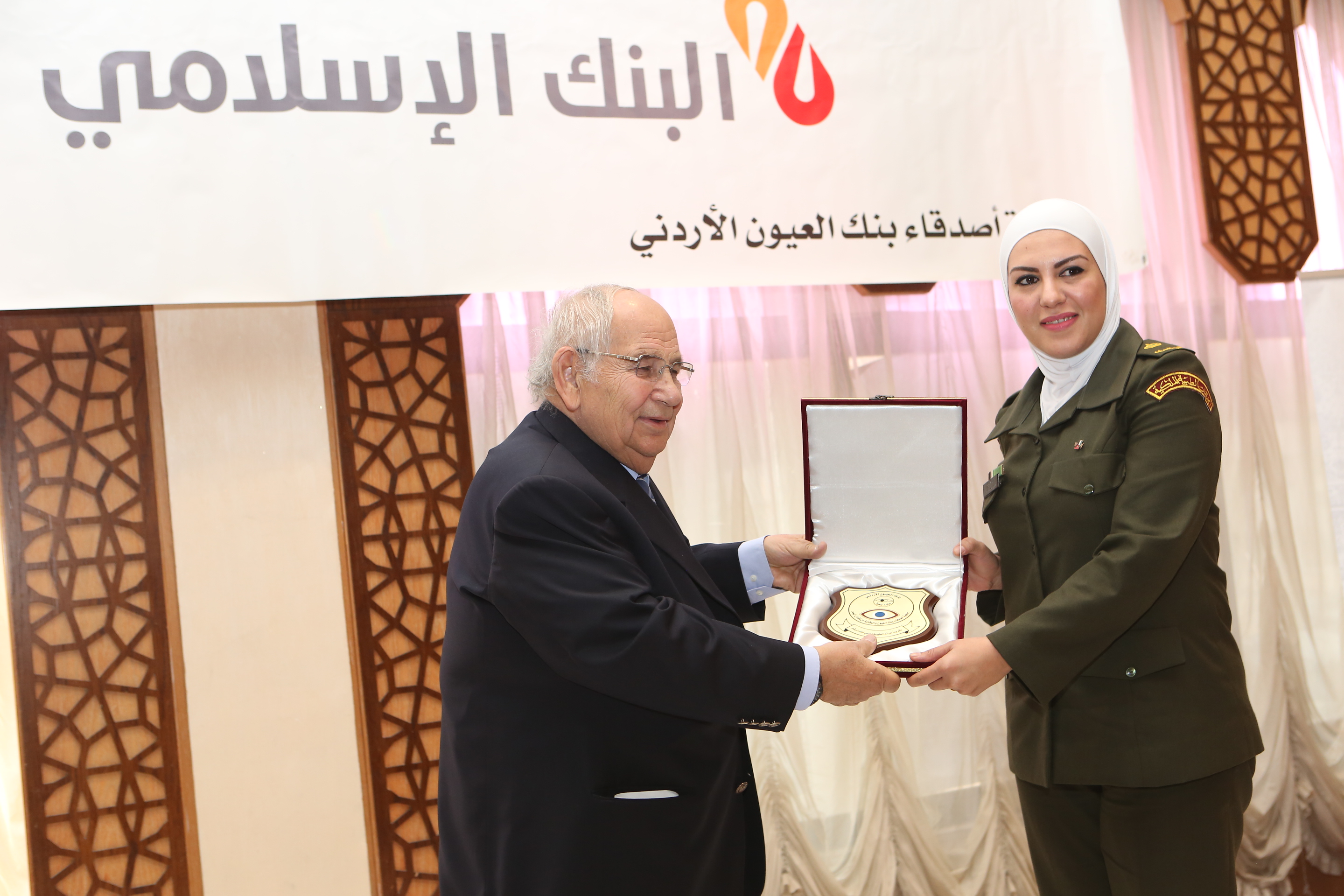 honoring-ceremony- - صورة 15